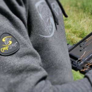 Carp Spirit Charcoal Hoodie - obrazek 3