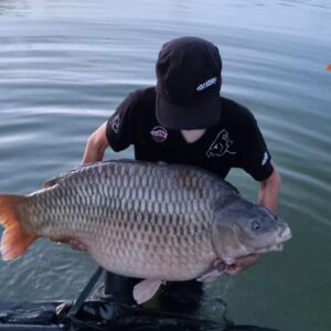 Garant Baits Hot Berry 20 mm/1 kg - obrazek 12