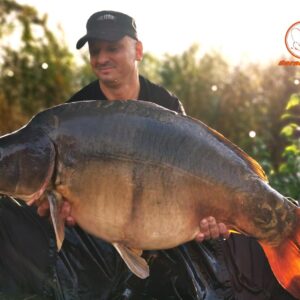 Garant Baits Hot Berry 20 mm/1 kg - obrazek 4
