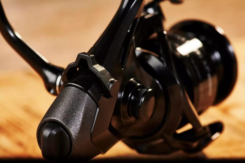 Okuma Dyna Drag XP Baitfeeder 7000 - obrazek 3
