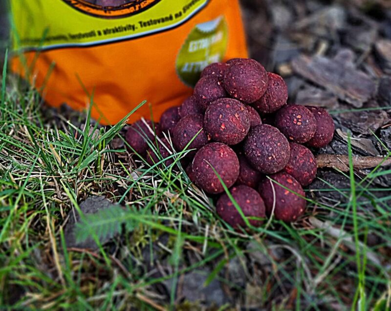 Garant Baits Hot Berry 24 mm/1 kg - obrazek 2